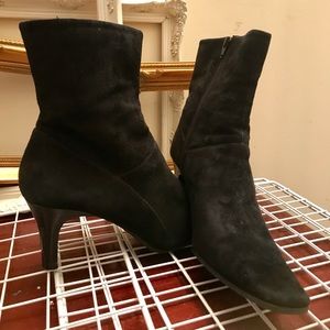 NINE WEST Boots 👢